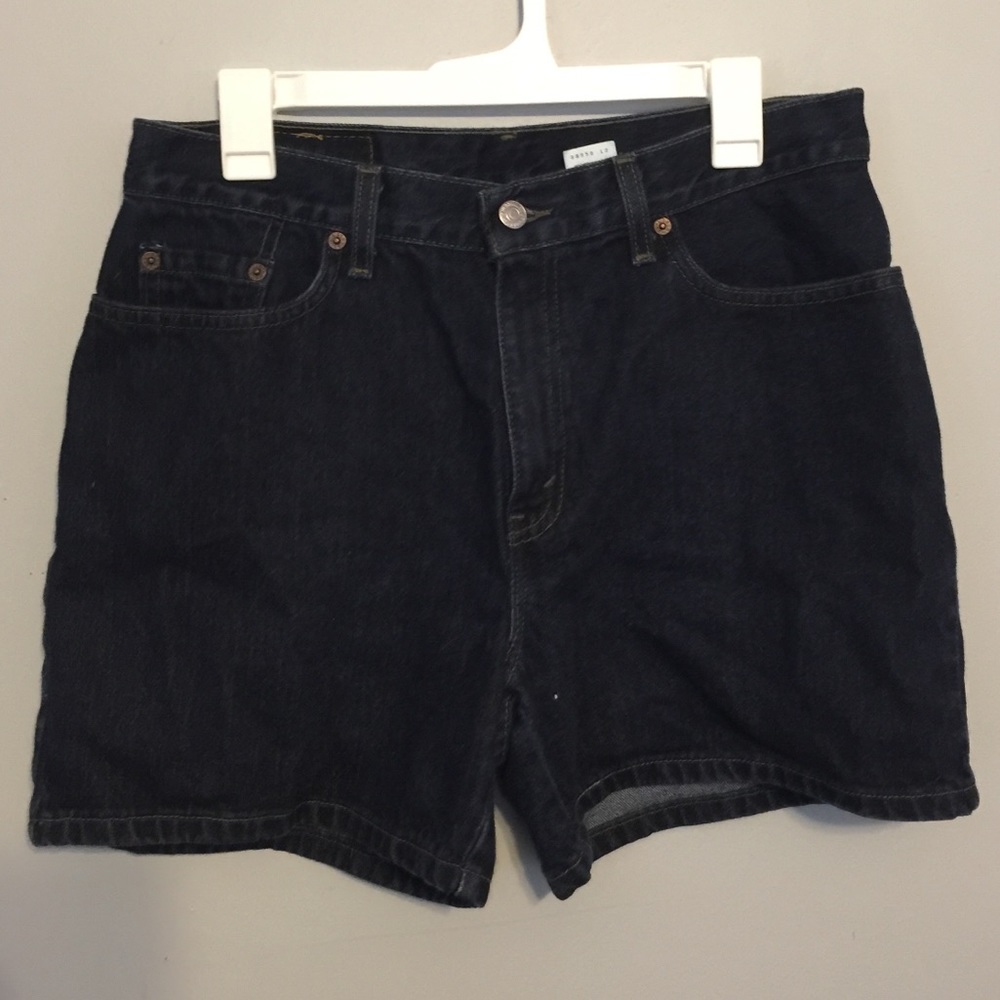 Levi’s Darkwash Denim Shorts Size 12